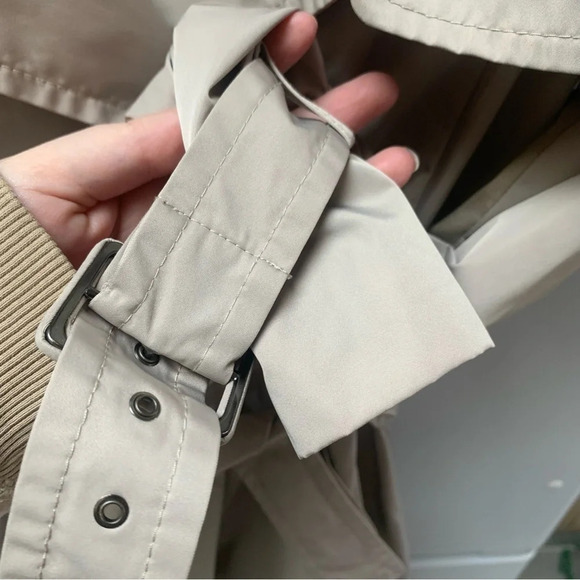 BcbgMaxazria Ophelia Trench  Coat Pumice Ruffle Back Pewter/Grey S - Picture 10 of 13